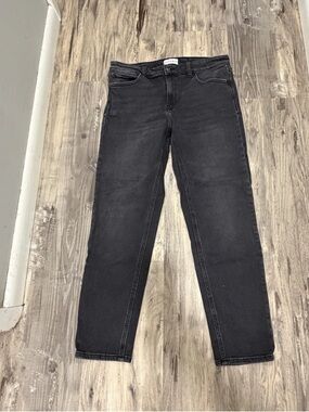 Women’s studio blue  Black Straight-Leg Jeans size 31 relaxed skinny jeans